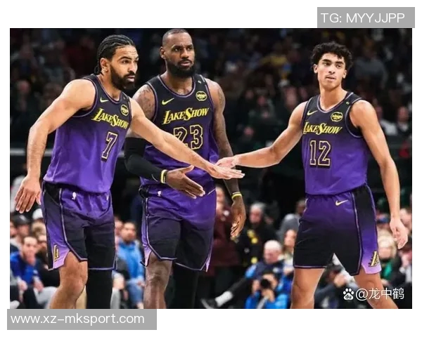 湖人三名球员同场得分20战绩完美无瑕13胜0负展现强大火力